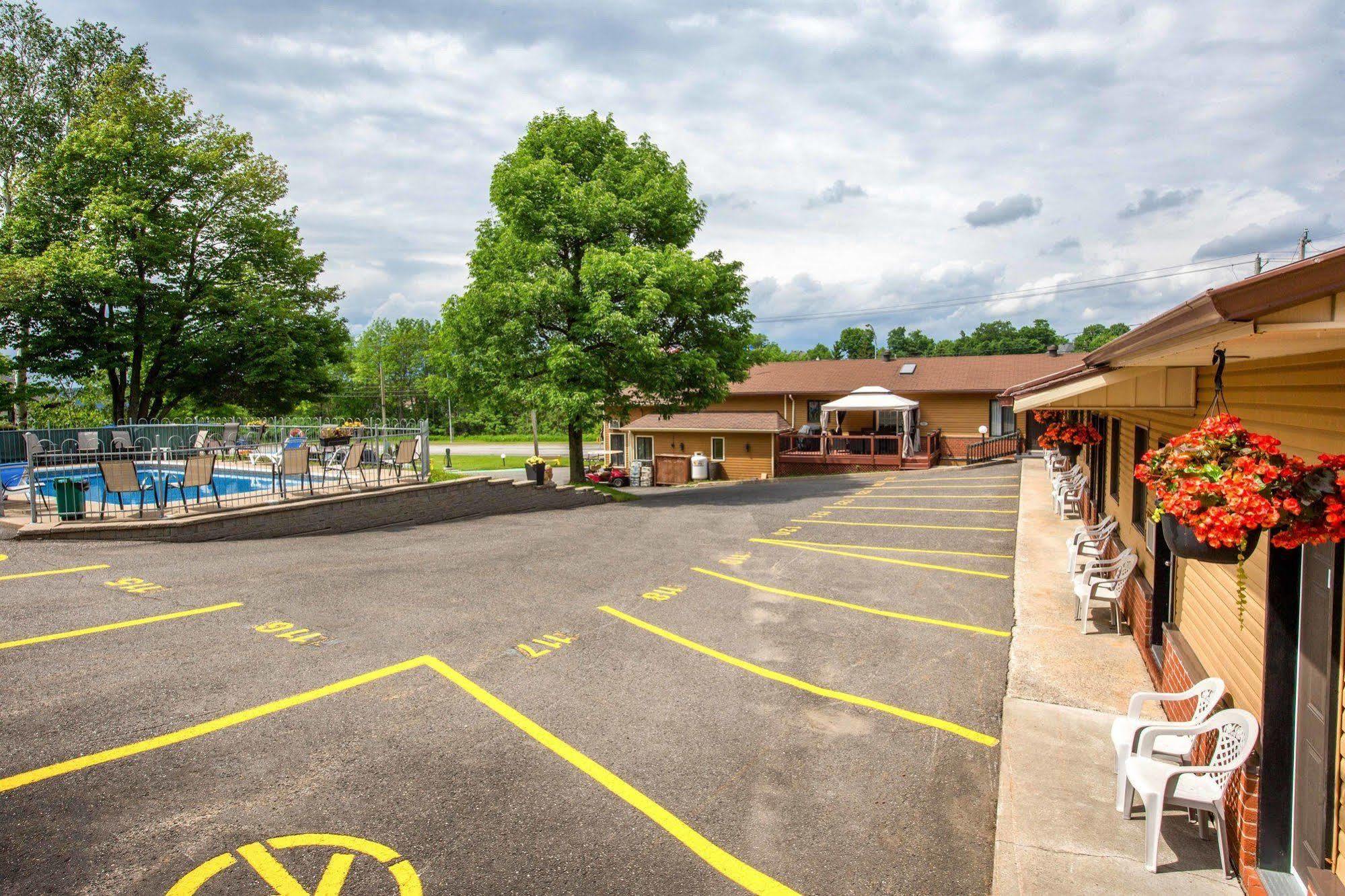 Motel Et Camping Etchemin Lévis Exteriér fotografie